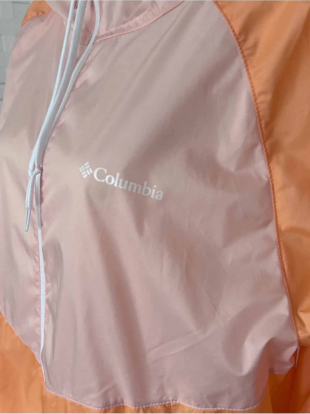 Columbia Flash Forward Orange Peach Lightweight Windbreaker